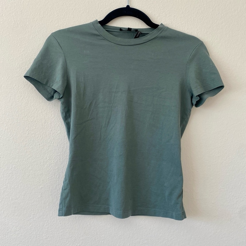 Theory Tiny Tee Apex 2 Green Pima Cotton Shirt - Picture 2 of 5